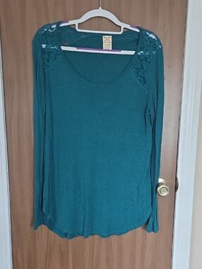 Faded Glory Teal Lace-Shoulder Long Sleeve Tee